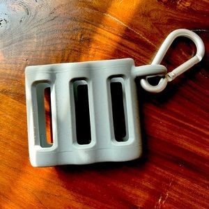 NWOT Silicone Trio Holder